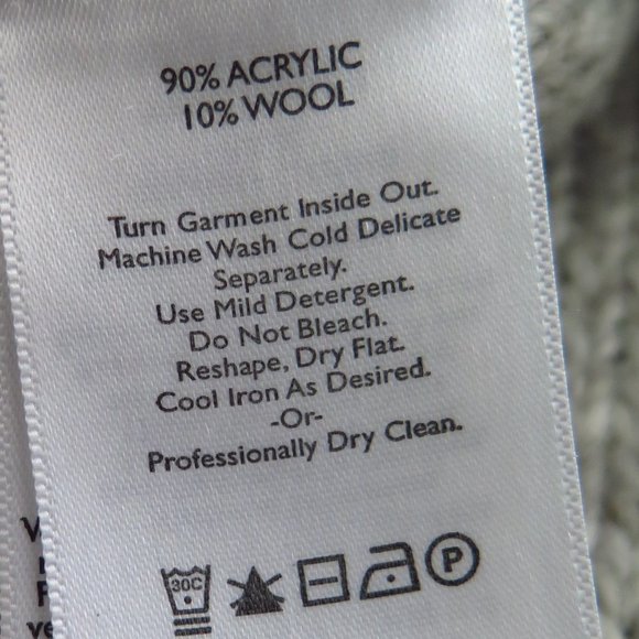 Grey Crew neck cable knit sweater - Picture 7 of 7